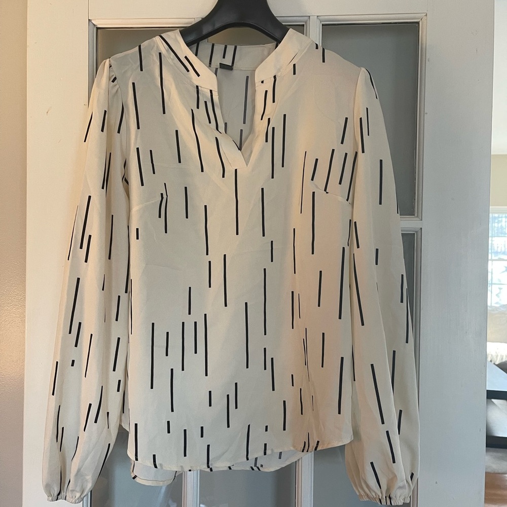 SHEIN Cream and Black Graphic Blouse with Mandarin Collar